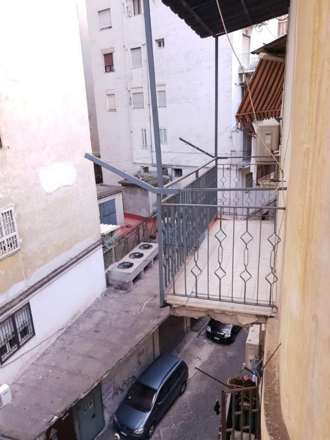 Nanas Apartman Nápoly Kültér fotó
